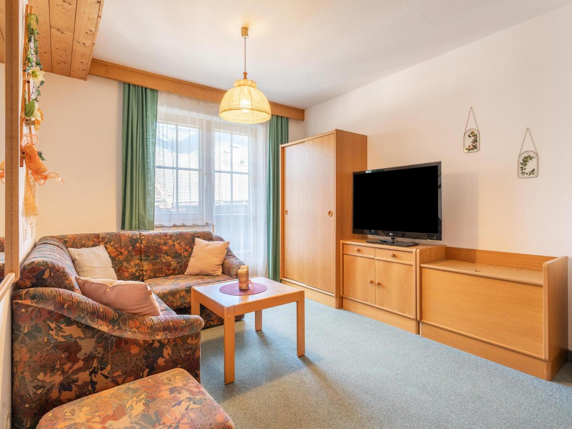 Beautiful Apartment In Mittersill With Balcony エクステリア 写真
